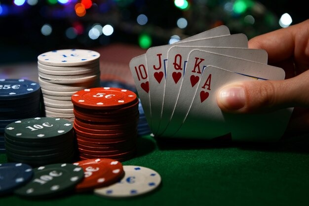 Koprok card game interface on 138vegas login showing hand rankings and dealer cards